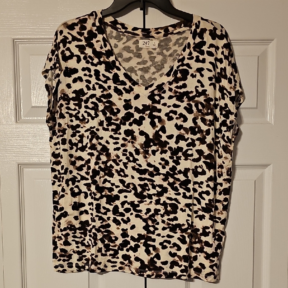 Leopard Print V-Neck Women's Top